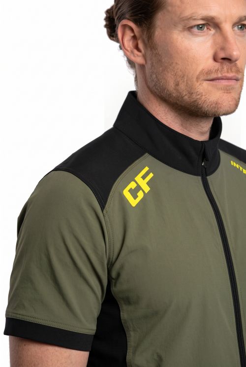 CF Short ®